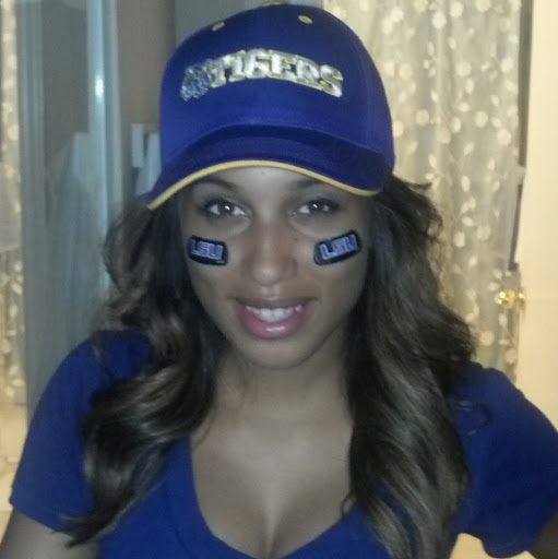 Alexandria Robinson Photo 31