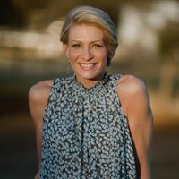 Amy Newell Photo 10