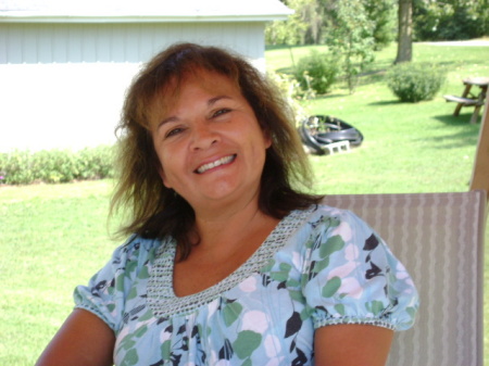 Elizabeth Ruiz Photo 45