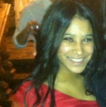 Justine Martinez Photo 35