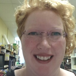 Kimberley Pratt Photo 16