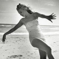 Joanna Brooks Photo 30