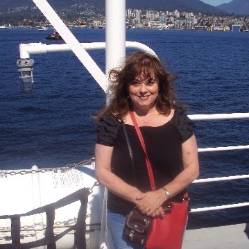 Christine Nicholson Photo 43