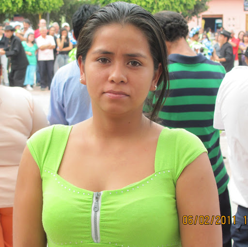 Luz Garcia Photo 34