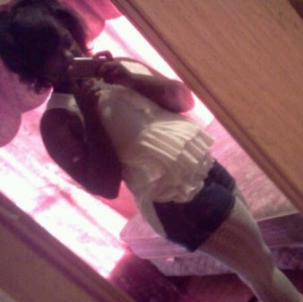 Mari Hall Photo 6