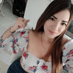 Jennifer Tineo Photo 14