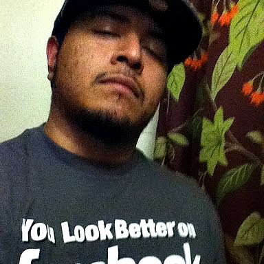 Jonathan Guzman Photo 20