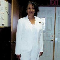 Brenda Travis Photo 21