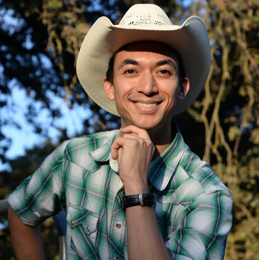 Christopher Gonzalez Photo 32