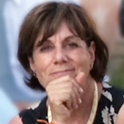 Barbara Lombardi Photo 19