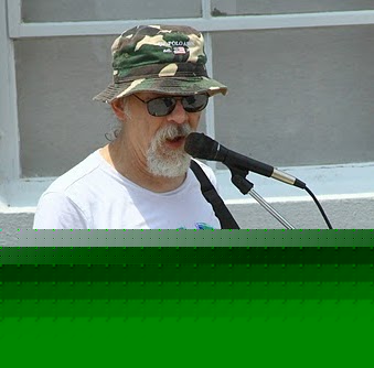 Larry Lester Photo 28