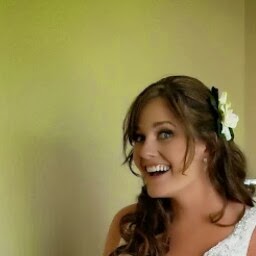 Amy Robinson Photo 31
