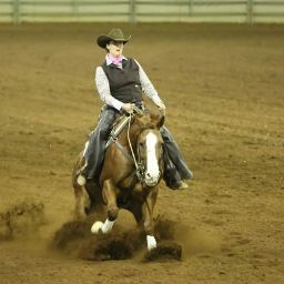 Jennifer Finch Photo 33