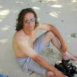 Miguel Colmenares Photo 23
