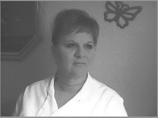 Debbie Oliver Photo 19