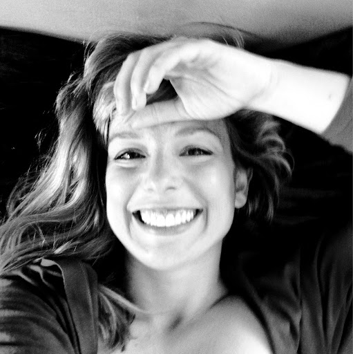 Ana Mota Photo 22