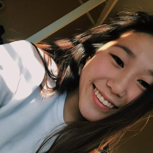 Lois Kim Photo 35