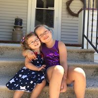 Sarah Tuttle Photo 41
