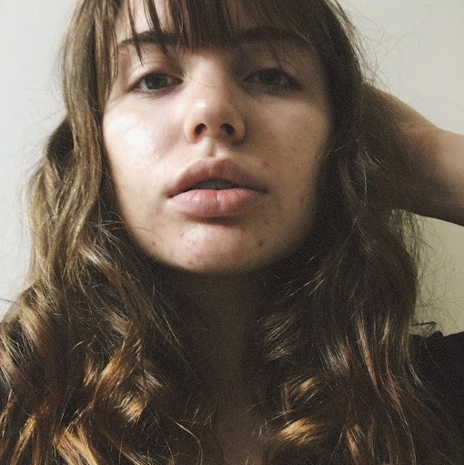 Lily Moore Photo 20