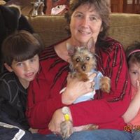 Elizabeth Tyler Photo 13