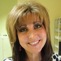 Joy Wagner Photo 28