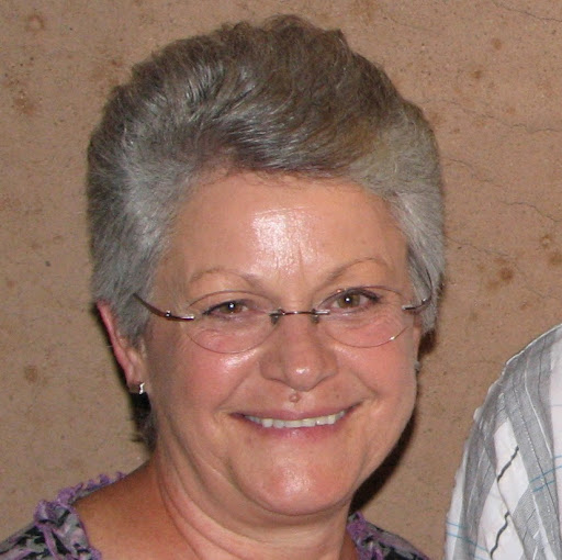 Wendy Wells Photo 33