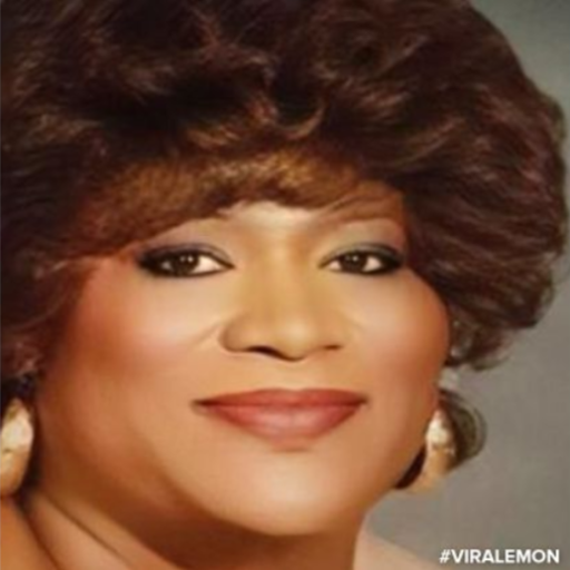 Linda Nichols Photo 2