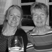 Pauline Simpson Photo 32