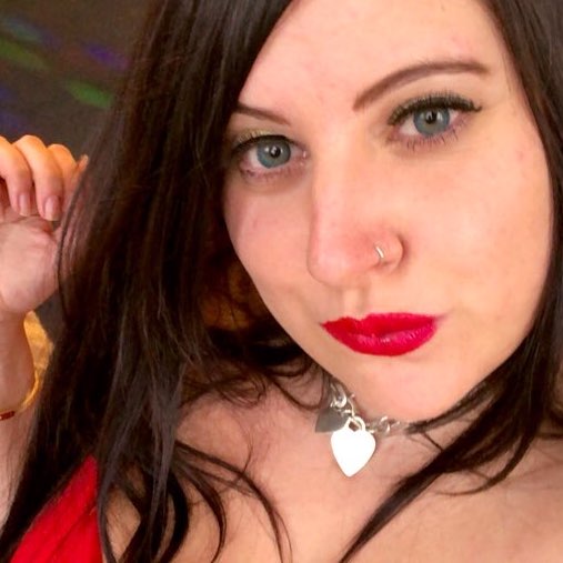 Louise Johnson Photo 39