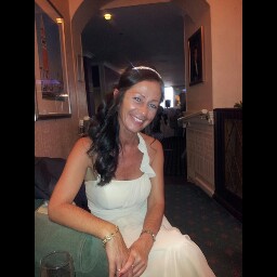 Michelle Fennelly Photo 16