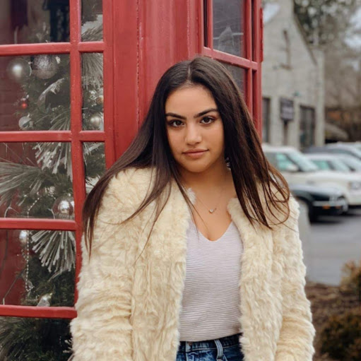 Cassandra Garcia Photo 37