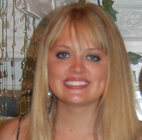 Brittany Mullins Photo 17