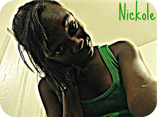 Nicki Baker Photo 30