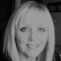 Julie Probst Photo 22
