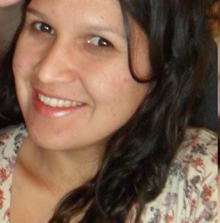 Angela Pinto Photo 38