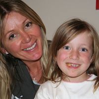 Angie Meadows Photo 3
