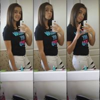 Alyssa Mills Photo 25