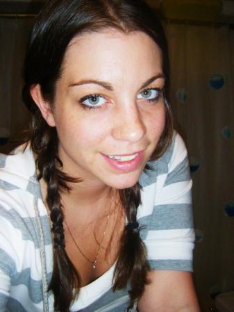 Stephanie Clark Photo 53