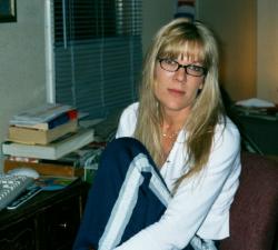 Connie Wood Photo 23