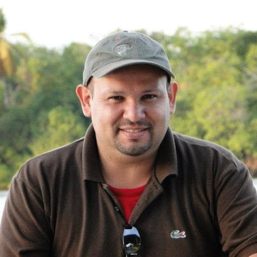 Robert Mendoza Photo 16