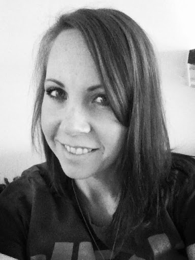 Amy Benton Photo 16