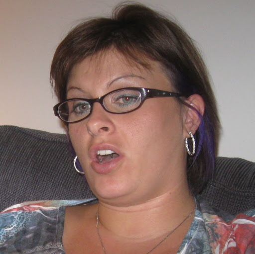 Niki Clark Photo 38