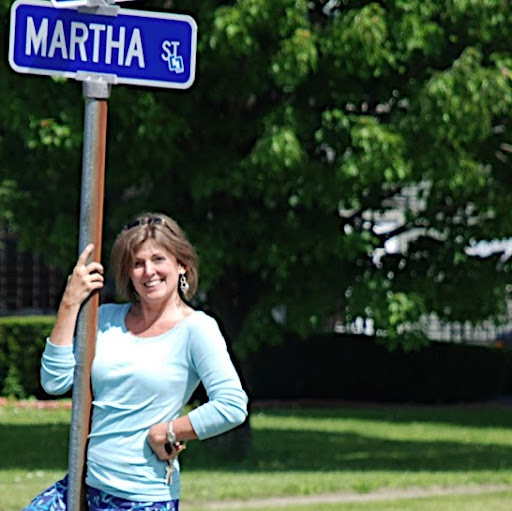 Martha Robbins Photo 13