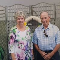 Deborah Rowe Photo 17