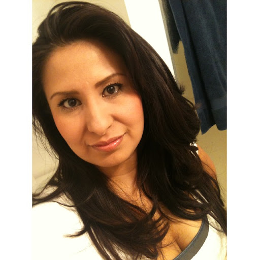 Veronica Apodaca Photo 16