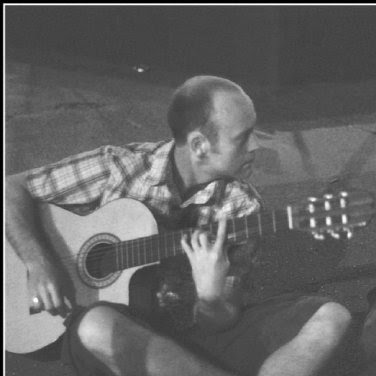 Robin Bruce Photo 40
