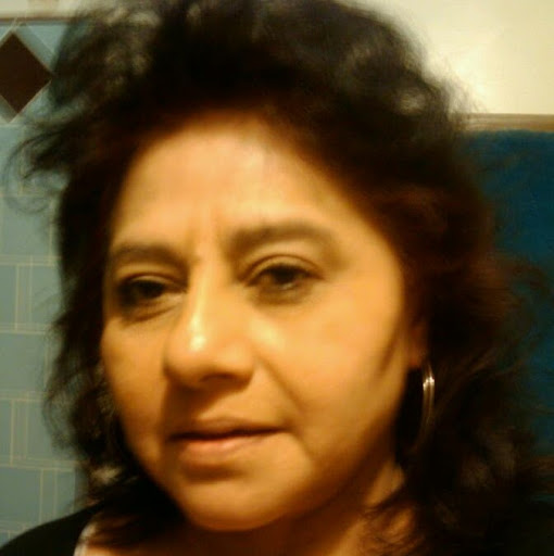 Rachel Juarez Photo 27