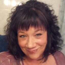 Laura Whiteman Photo 28