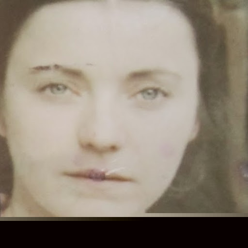 Mary Logan Photo 15