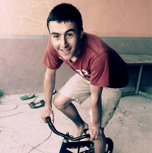 Arturo Guzman Photo 8